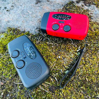 Norvio Nödradio™ | 2000 mAh inbyggd Powerbank, Ficklampa och Solceller